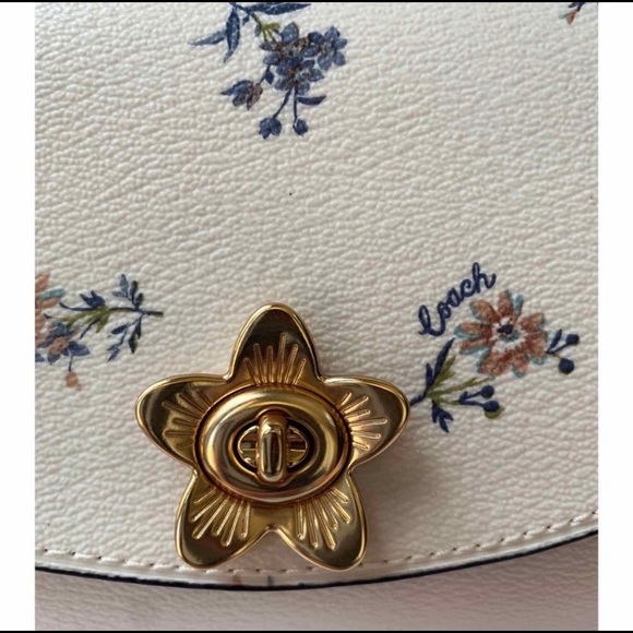 ON HOLD NWT Coach cream dandelion micro Tilly - Picture 4 of 7